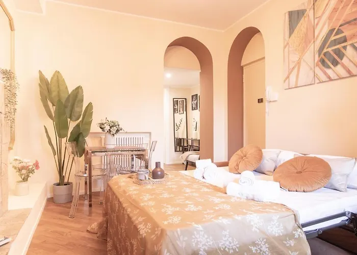 Elegant Near The Subway, Fast Wi-fi And Ac * Milano
