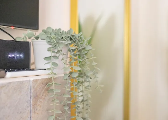Elegant Near The Subway, Fast Wi-fi And Ac Appartamento