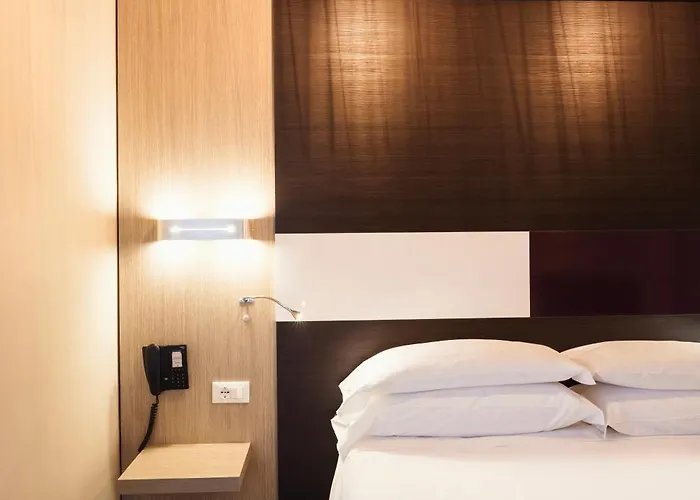 Genius Downtown Hotel