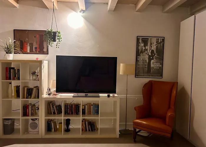 Loft Navigli With Private Garden Nocleg ze śniadaniem