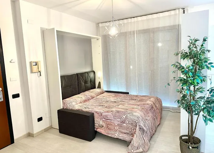 Live House-attico, Ampio E Luminoso Monolocale *