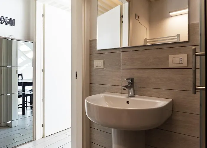 Apartamento Youhosty - Bruno Maderna 17 Duplex Milão