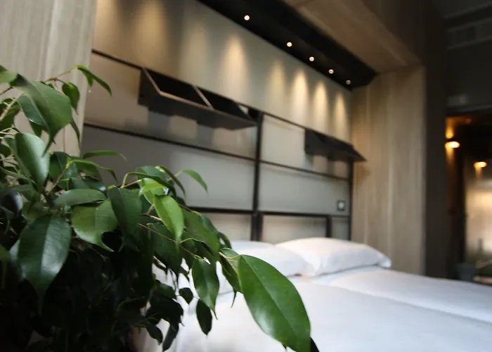 Hotel Versoverde Alzaia Naviglio Grande Mediolan