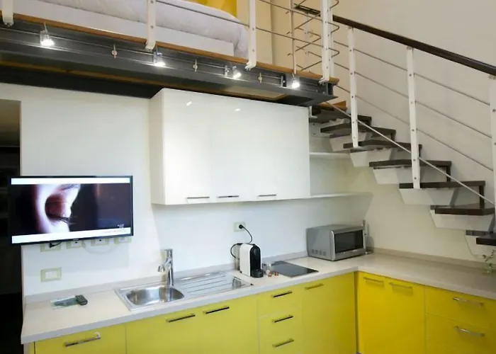 Versoverde Alzaia Naviglio Grande 4* Milano