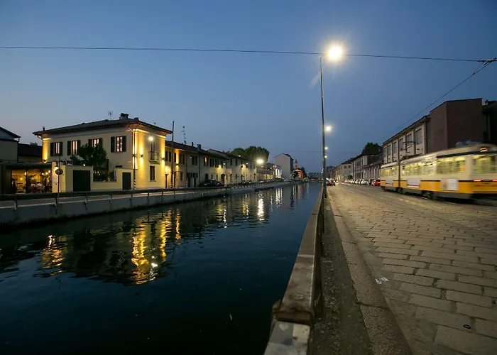 Versoverde Alzaia Naviglio Grande Otel