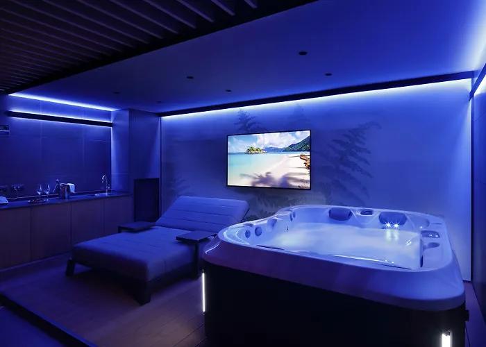 Versoverde Alzaia Naviglio Grande Otel 4*