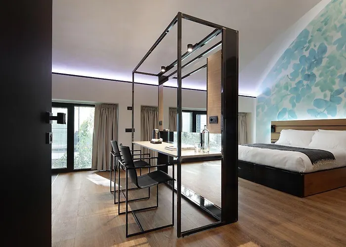 Otel Versoverde Alzaia Naviglio Grande