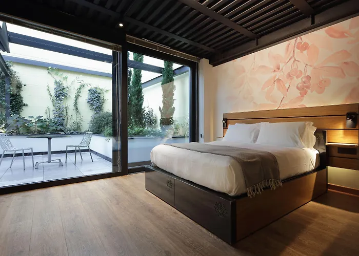 Versoverde Alzaia Naviglio Grande Otel Milano