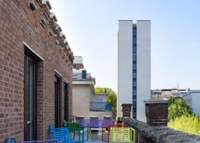 Hostel Babila & Bistrot Milán