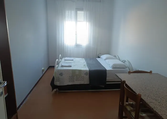 Casa de hóspedes Lz Smartstays *