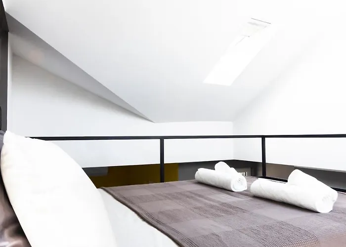 Il Loft Della Via Gluck - Next To Station Mediolan