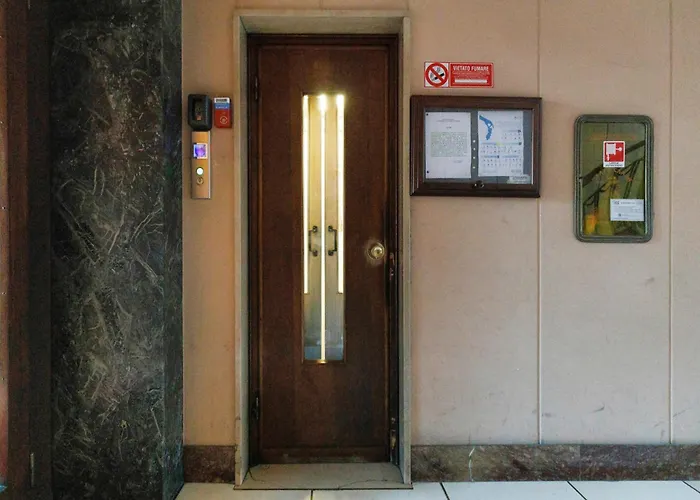 Luxury New - Stazione Garibaldi A 5 Minuti شقة *