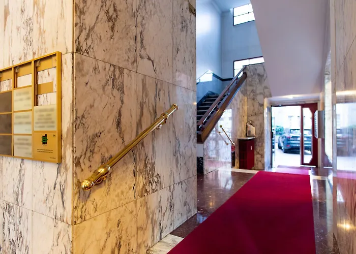Porta Nuova 4*