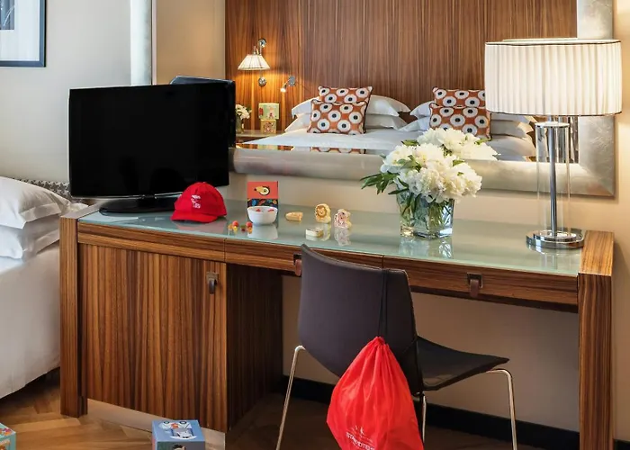 Starhotels Anderson Otel 4*