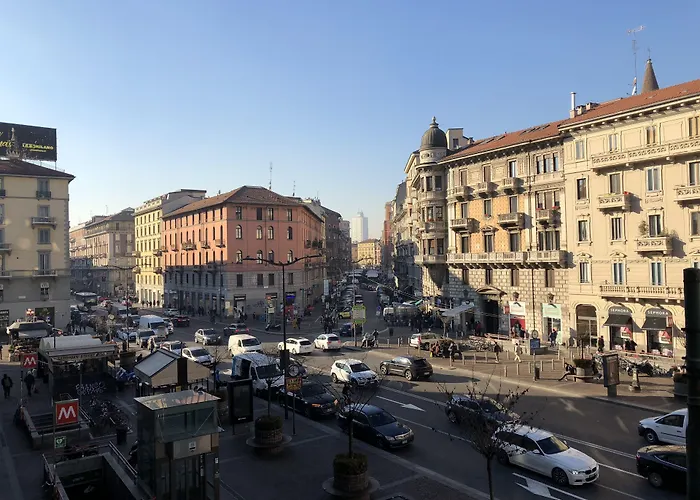 Stradivari Szálloda 3*