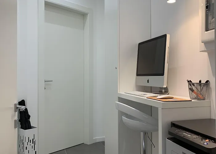 Bossi Aparthotel