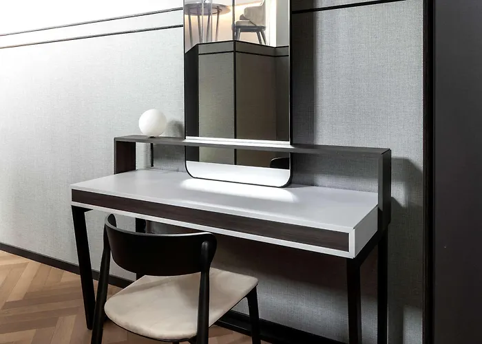 Otel Palazzo Touring Club Milan, A Radisson Collection 5*