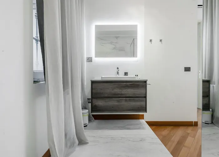 San Babila Executive - Discover The Historic Centre Of