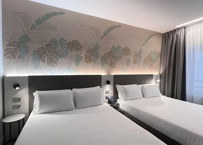 Ih Otel *
