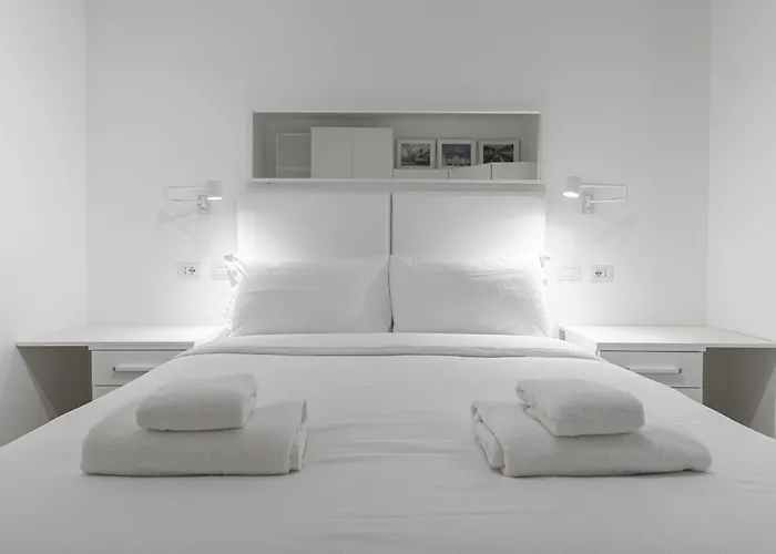 Italianway Comfort - Compagnoni 12 - Mir... Апартаменты
