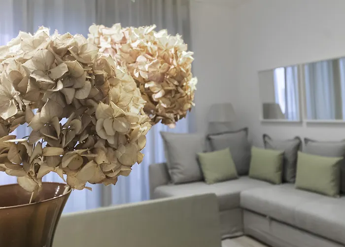 Italianway Comfort - Compagnoni 12 - Mir... Апартаменты *