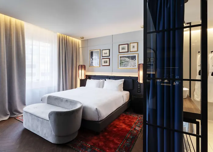 Radisson Collection Hotel, Santa Sofia ホテル ミラノ