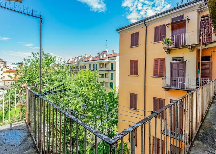 Apartamento Navigli Via Pavia 4 Pax -wifi *