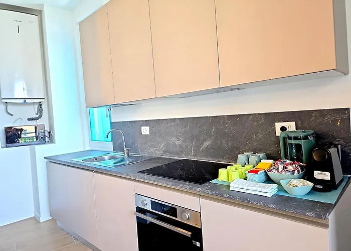 M4 Center - Design Washington - Selfcheckin - Wifi - Balcony - Milanoflats * Милан