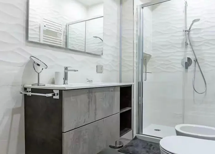 Casati Station Metro M1, M2, M3 * Milano