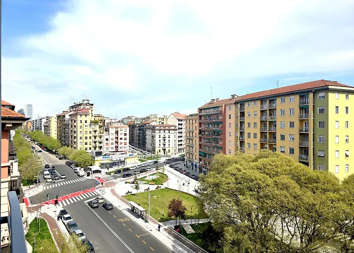 M4 Center - Design Washington - Selfcheckin - Wifi - Balcony - Milanoflats * Милан