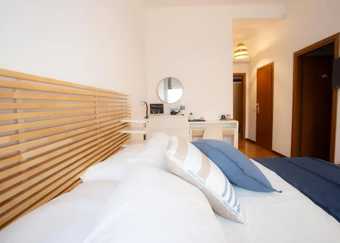 Columpio Isola Rooms&apartment *