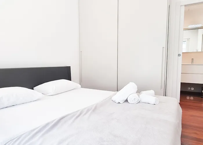 아파트 Joivy Superb Flat, 2 Balconies & Skyscrapers View 밀라노