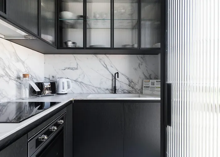 Italianway Easy - Poma 61 B Apartman *