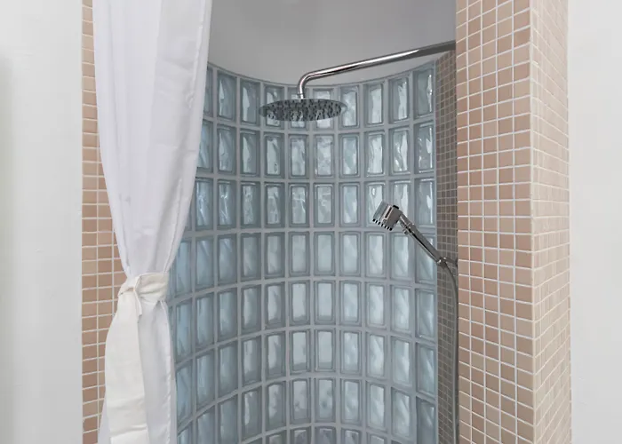 Italianway Comfort - Savona 123 Apartment