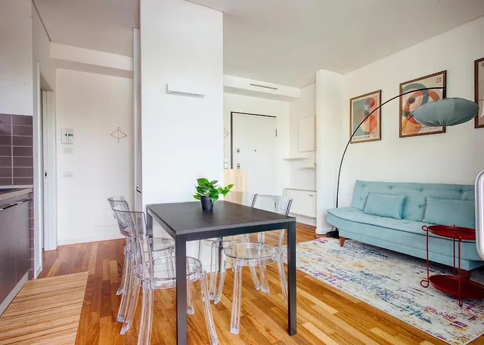 Giaxtower Gym & Pool Romantic Pool View *