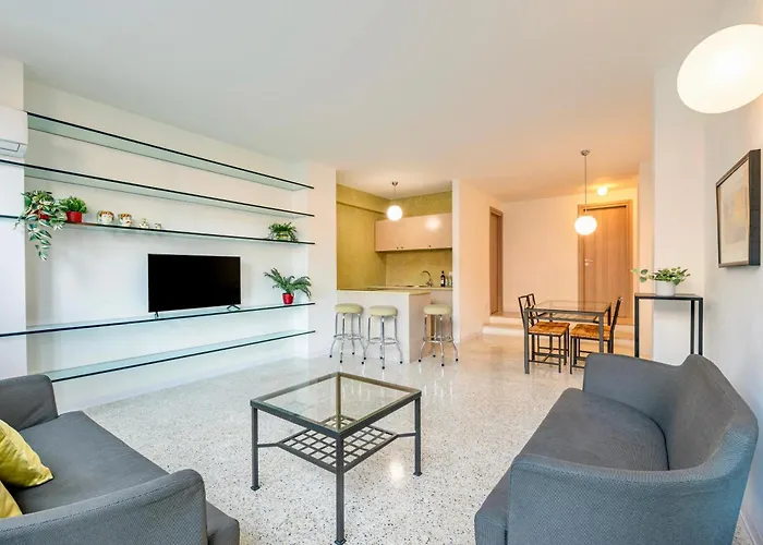 דירה Spacious Navigli מילאנו