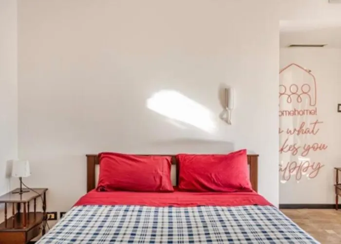 Apartment 3 Bedrooms With Terrace Close To The Center *