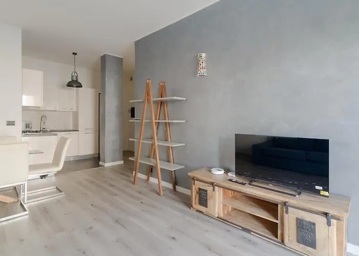 Guesthost - Lorenteggio Charming Flat 公寓 米兰
