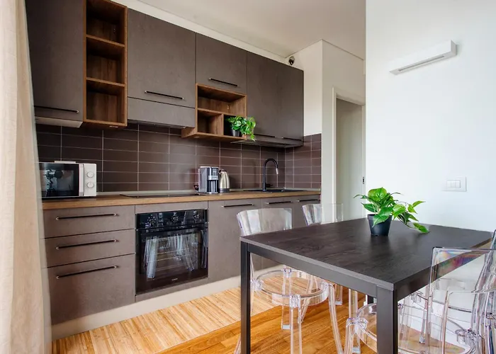 شقة Giaxtower Gym & Pool Romantic Pool View