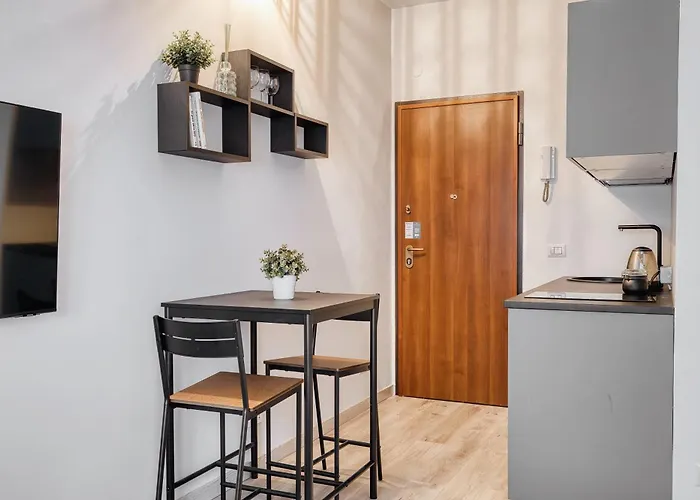 Hostmate - - Pallanza Appartement *
