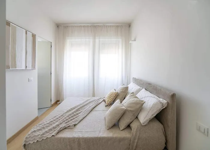 Appartement Skyline View In Heart Of *