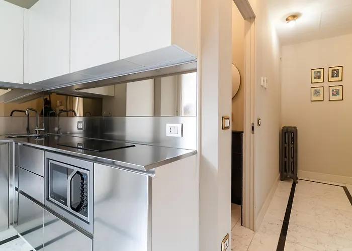 Apartamento Brera Trilocale Di Lusso Milão