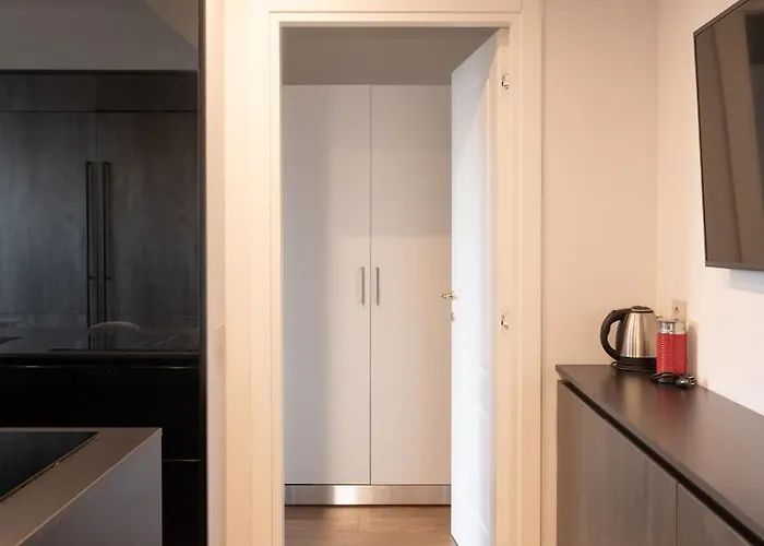 아파트 Lusso, Stile E Un Meraviglioso Terrazzo Nel Cuore Di