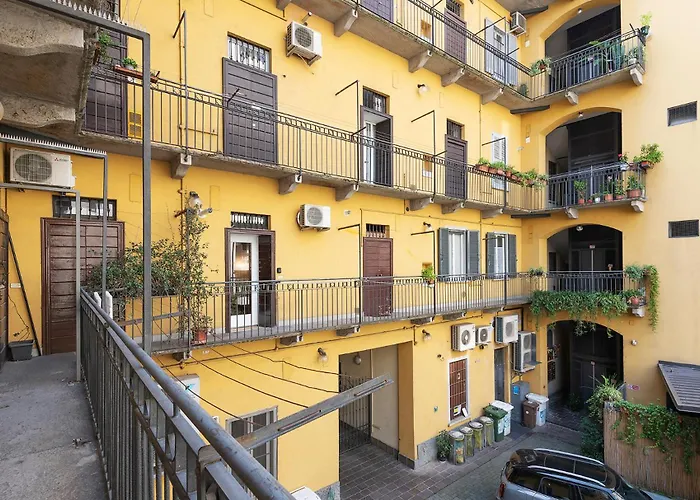 La Corte Milanese - Bocconi, Navigli & Duomo Апартаменты Милан
