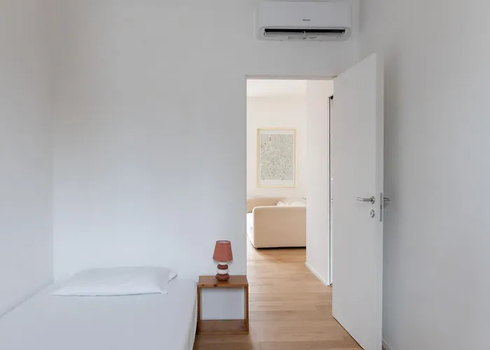 Apartman Luminoso Trilocale Con Ampio Terrazzo - Mirable Pm