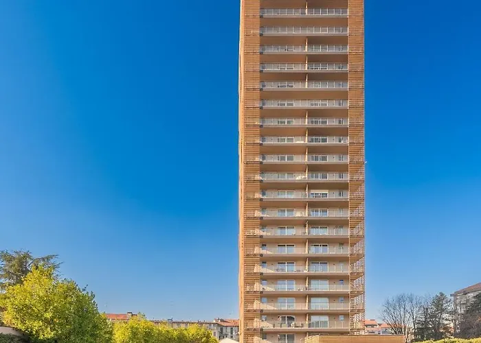 شقة Giaxtower Gym & Pool Romantic Pool View ميلان