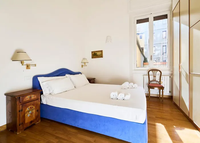 Charming Urban Retreat, Brera - Porta Nuova アパート ミラノ