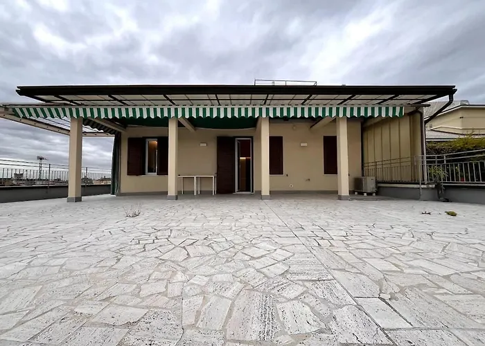 Stunning Penthouse Duomo Experience Milan