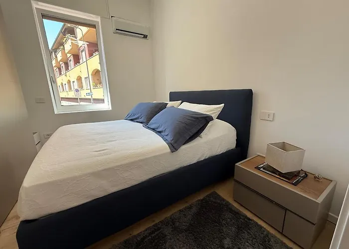 Three-room Sleeps 6 Life Fiera San Siro * Milaan