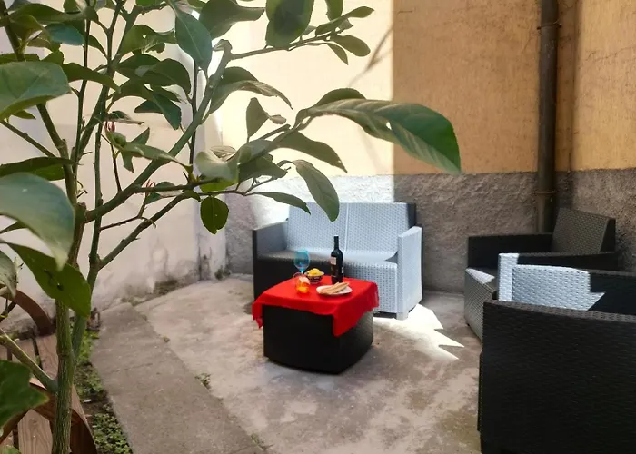 San Siro Con Giardino Privato Mailand